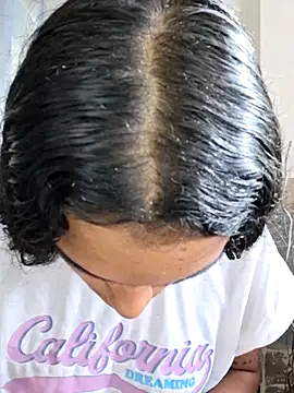 Snapshot of Cataleya_ja chatting on November 22, 2025, 12:59 pm Cataleya ja online show from November 22, 2025, 12:59 pm