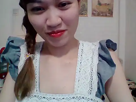   Donna   online show from October 9, 2025, 11:55 am