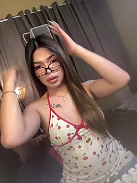 Snapshot of Nyxie_luxx chatting on June 29, 2026, 3:23 pm Nyxie luxx online show from June 29, 2026, 3:23 pm