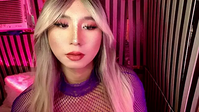 UrhotlucyTS online show from March 23, 2026, 6:57 am