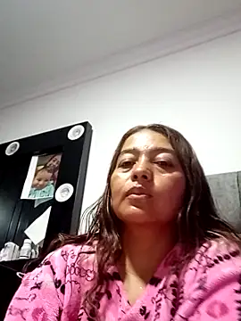 Snapshot of Bellamoretii5 chatting on February 15, 2026, 1:17 am Bellamoretii5 online show from February 15, 2026, 1:17 am