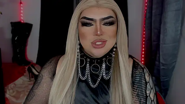 michellevixen922 online show from December 20, 2025, 11:51 pm