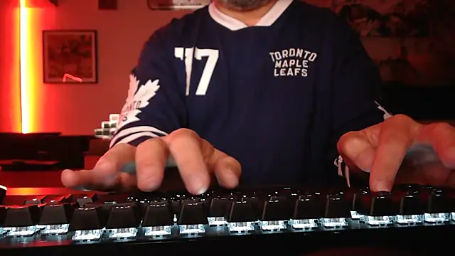 Snapshot of Hairyfred73 chatting on October 28, 2025, 4:57 am Hairyfred73 online show from October 28, 2025, 4:57 am