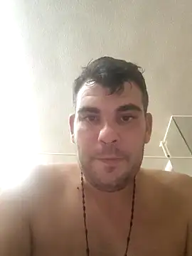 Snapshot of m702d-gr chatting on September 28, 2025, 1:07 pm m702d-gr online show from September 28, 2025, 1:07 pm