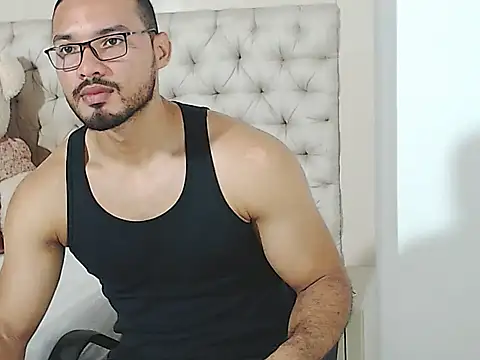 Snapshot of marcusblade chatting on September 22, 2025, 7:53 pm marcusblade online show from September 22, 2025, 7:53 pm