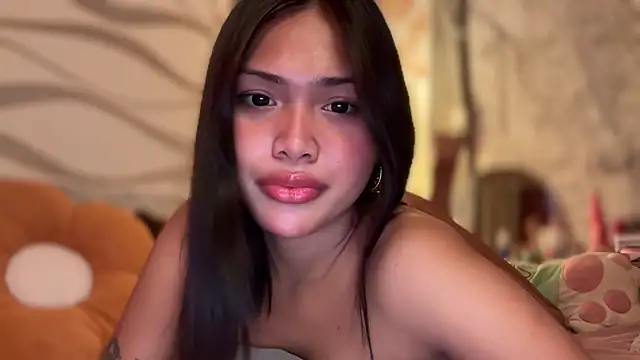 Yourbaby angelx online show from February 14, 2026, 1:39 am