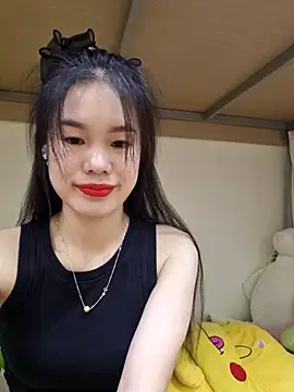 Baby-ladytits2025 online show from September 13, 2025, 4:01 am