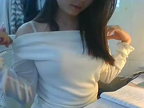 Snapshot of Linzly chatting on January 16, 2026, 2:48 am Linzly online show from January 16, 2026, 2:48 am