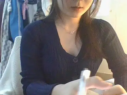 Snapshot of Linzly chatting on December 20, 2025, 2:47 am Linzly online show from December 20, 2025, 2:47 am