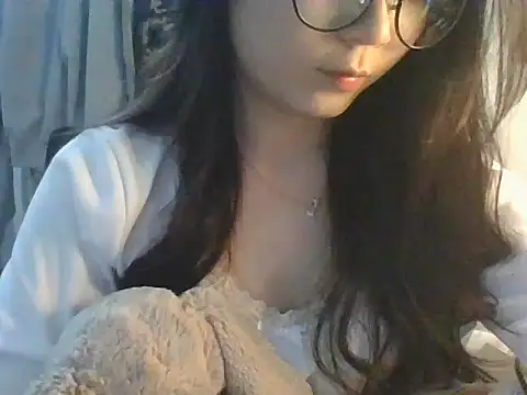 Snapshot of Linzly chatting on November 6, 2025, 4:55 pm Linzly online show from November 6, 2025, 4:55 pm