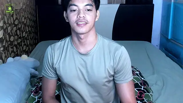 Snapshot of Crazyasiancum1 chatting on August 6, 2026, 3:01 am Crazyasiancum1 online show from August 6, 2026, 3:01 am