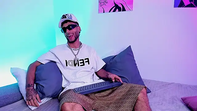 Thiagoferreti online show from July 16, 2026, 3:25 am