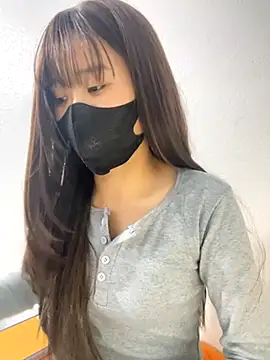 Snapshot of Lucy217 chatting on December 5, 2025, 1:32 pm Lucy217 online show from December 5, 2025, 1:32 pm