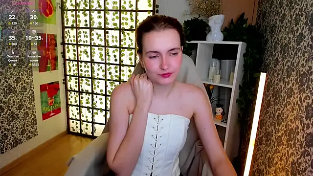 Snapshot of Elis_Cherry chatting on November 30, 2025, 2:01 am Elis Cherry online show from November 30, 2025, 2:01 am