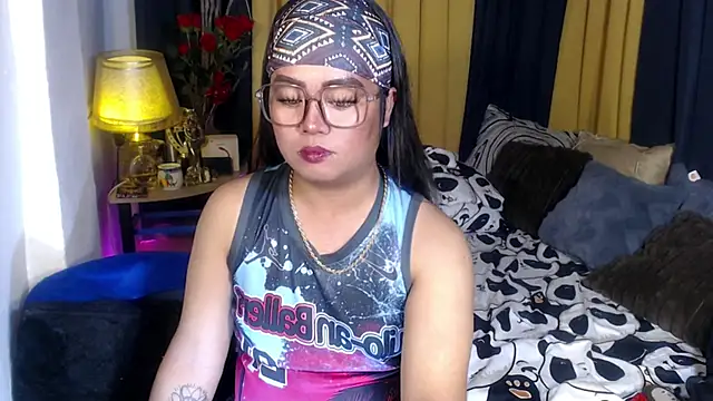 YourSweet-mich online show from April 5, 2026, 2:46 pm