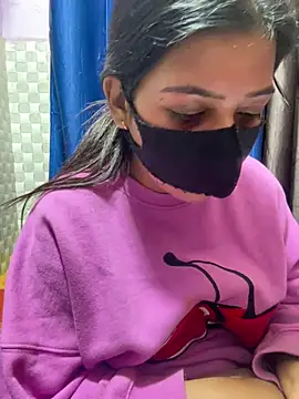 Snapshot of Hot_Jaanvi_ chatting on February 4, 2026, 6:52 am Hot Jaanvi online show from February 4, 2026, 6:52 am