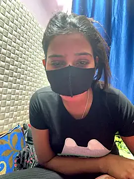 Hot Jaanvi  online show from January 18, 2026, 4:10 pm