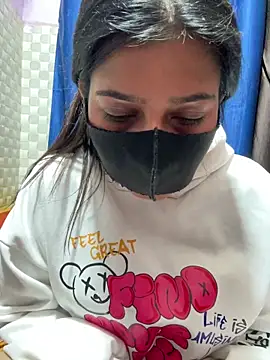 Snapshot of Hot_Jaanvi_ chatting on February 13, 2026, 4:18 pm Hot Jaanvi online show from February 13, 2026, 4:18 pm