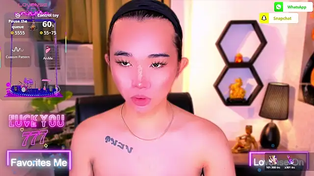 TriciaCumLoader online show from March 28, 2026, 5:25 pm