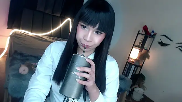 Veniceseduction online show from March 25, 2026, 2:16 pm