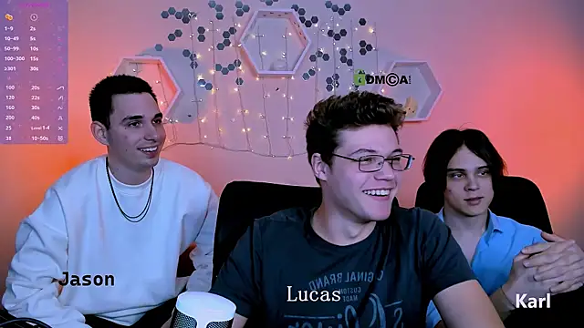 Snapshot of lucas_long_ chatting on November 17, 2025, 8:35 pm lucas long online show from November 17, 2025, 8:35 pm