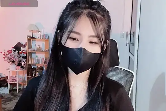 Snapshot of ___Daisy___ chatting on November 29, 2025, 6:57 am Daisy online show from November 29, 2025, 6:57 am