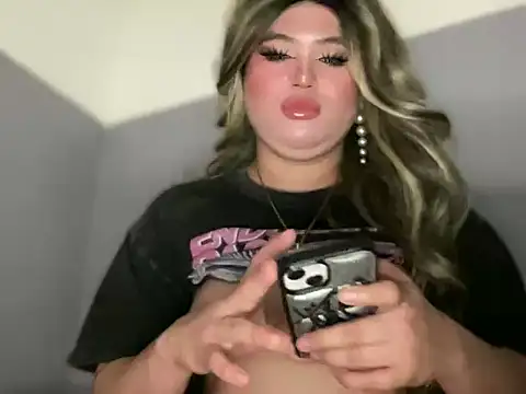 Snapshot of Naughtyrosecum chatting on October 4, 2025, 3:57 pm Naughtyrosecum online show from October 4, 2025, 3:57 pm