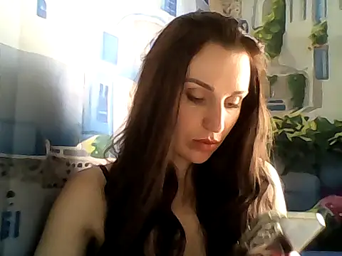 Snapshot of Qinini chatting on May 25, 2026, 9:41 am Qinini online show from May 25, 2026, 9:41 am