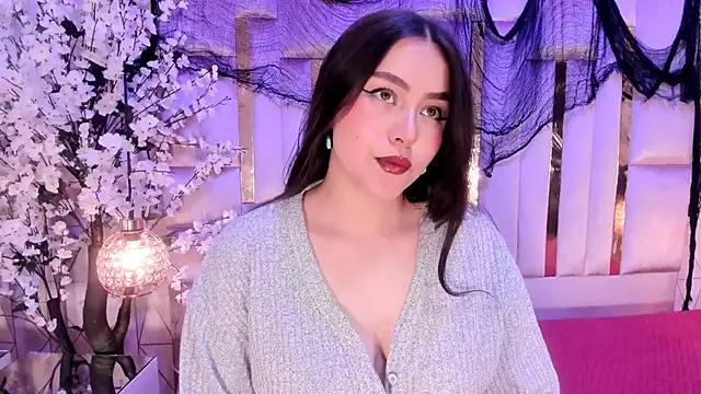 Snapshot of HannaCollins_ chatting on November 17, 2025, 1:04 pm HannaCollins online show from November 17, 2025, 1:04 pm