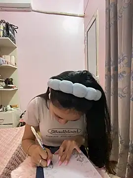 Snapshot of Dau-Tayy chatting on November 12, 2025, 2:43 pm Dau-Tayy online show from November 12, 2025, 2:43 pm