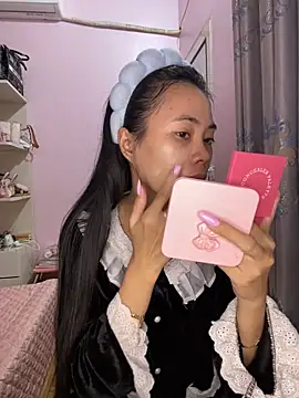 Snapshot of Dau-Tayy chatting on November 10, 2025, 10:09 am Dau-Tayy online show from November 10, 2025, 10:09 am