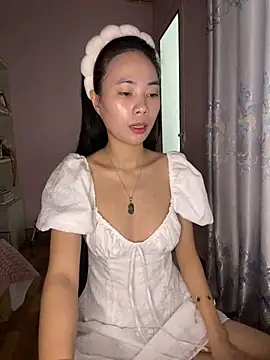 Snapshot of Dau-Tayy chatting on December 2, 2025, 7:54 am Dau-Tayy online show from December 2, 2025, 7:54 am