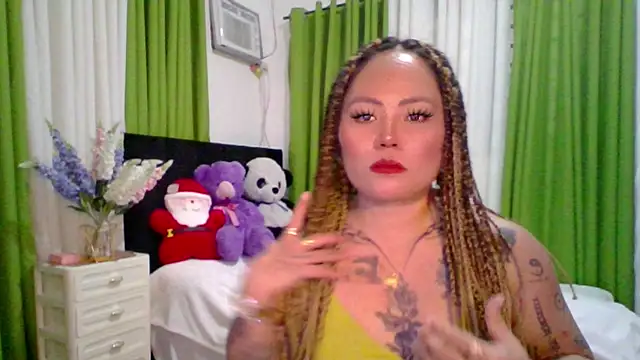 EstellaStarXxx online show from November 8, 2025, 6:33 pm