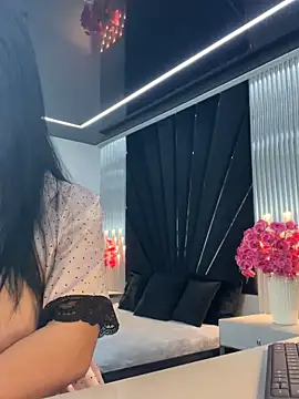 Snapshot of KenyaCruz chatting on November 11, 2025, 6:58 pm KenyaCruz online show from November 11, 2025, 6:58 pm