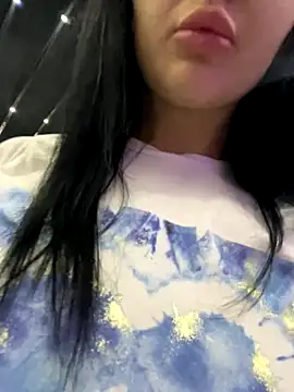 Snapshot of KenyaCruz chatting on October 16, 2025, 9:34 pm KenyaCruz online show from October 16, 2025, 9:34 pm