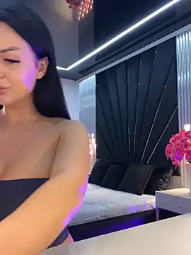 Snapshot of KenyaCruz chatting on October 21, 2025, 5:12 pm KenyaCruz online show from October 21, 2025, 5:12 pm