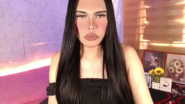 TssluttyNikka online show from March 23, 2026, 1:06 am