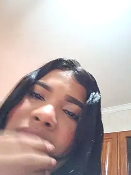 Snapshot of Michell_em chatting on February 24, 2026, 6:53 pm Michell em online show from February 24, 2026, 6:53 pm