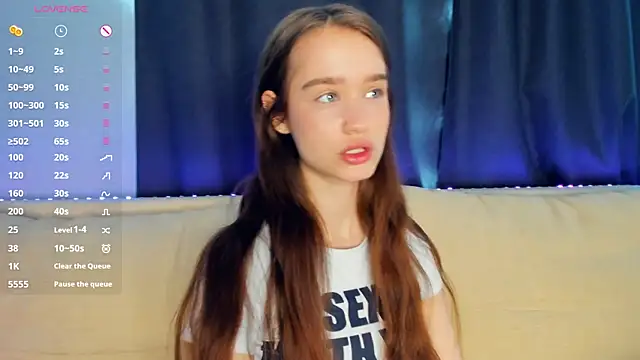 lovelyalivia online show from April 7, 2026, 8:16 am