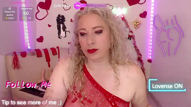 Snapshot of sofiacurvy_45 chatting on December 4, 2025, 9:14 pm sofiacurvy 45 online show from December 4, 2025, 9:14 pm