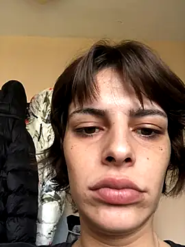 Snapshot of sweetchery999999 chatting on November 19, 2025, 9:42 am sweetchery999999 online show from November 19, 2025, 9:42 am