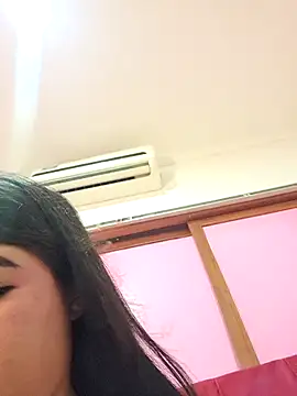 Luna 20x online show from November 27, 2025, 7:14 pm