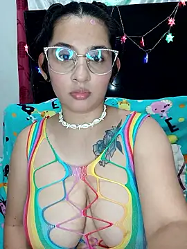 VALENTINA ROUSE  online show from January 14, 2026, 1:31 am