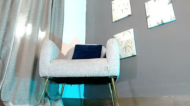 emily ox0 online show from February 7, 2026, 8:17 pm