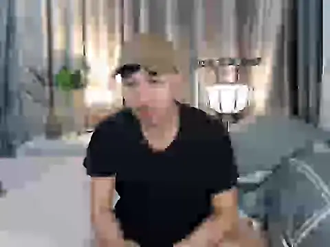 Snapshot of cute_richard24 chatting on September 25, 2025, 8:09 am cute richard24 online show from September 25, 2025, 8:09 am