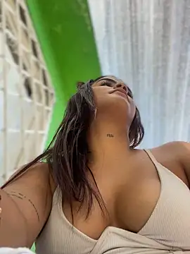 Snapshot of Kaily_Sweet16 chatting on October 14, 2025, 5:46 pm Kaily Sweet16 online show from October 14, 2025, 5:46 pm