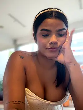 Kaily Sweet16 online show from December 20, 2025, 5:38 pm