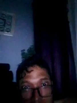 Snapshot of Ayie1822@xh chatting on November 14, 2025, 4:54 pm Ayie1822xh online show from November 14, 2025, 4:54 pm