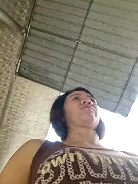 Snapshot of Hailey_babe chatting on November 16, 2025, 12:59 am Hailey babe online show from November 16, 2025, 12:59 am