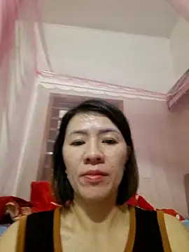 Snapshot of Hailey_babe chatting on November 17, 2025, 1:20 am Hailey babe online show from November 17, 2025, 1:20 am